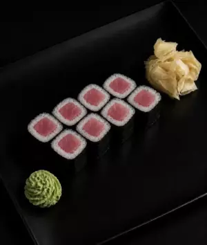 Маки тунец